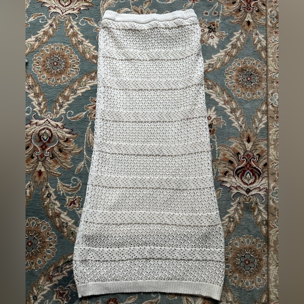 White Ribbed Maxi Pencil Skirt for Cocktail